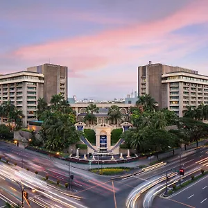 Hotel The Peninsula Manila, Makati City