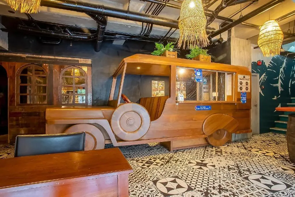 Connector Hostel Makati City