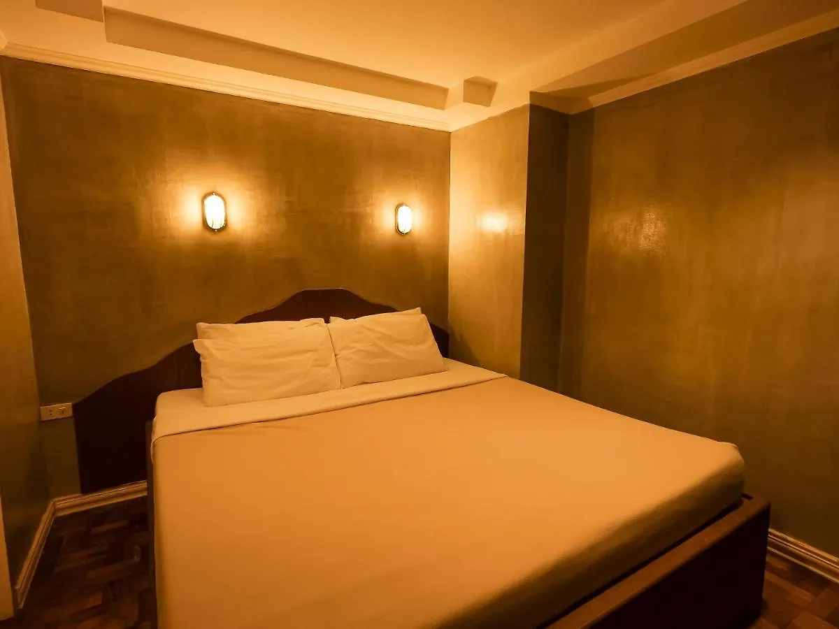 Connector Hostel Makati City