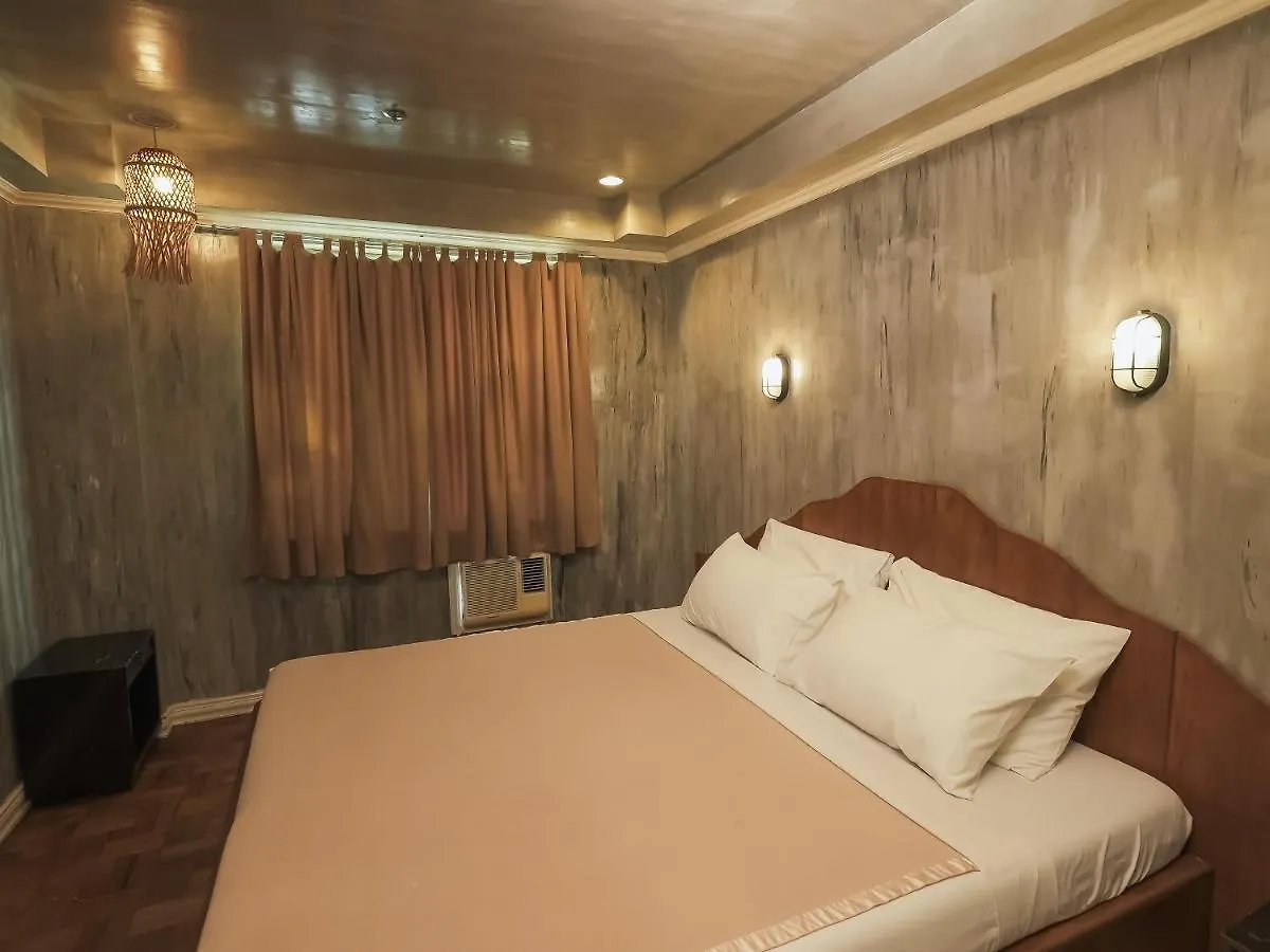 Connector Hostel Makati City 4*,