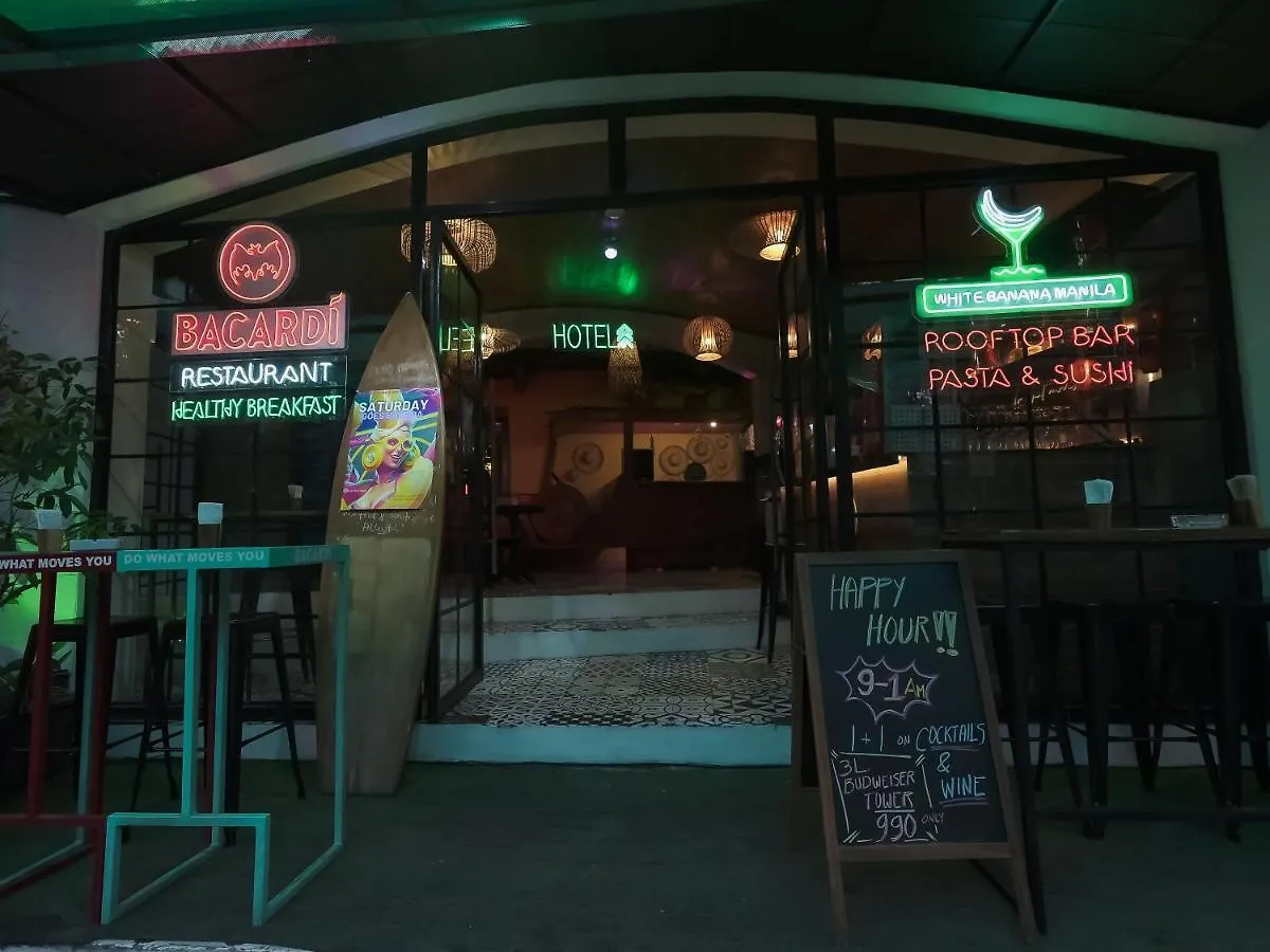 Hotel Connector Hostel Makati City